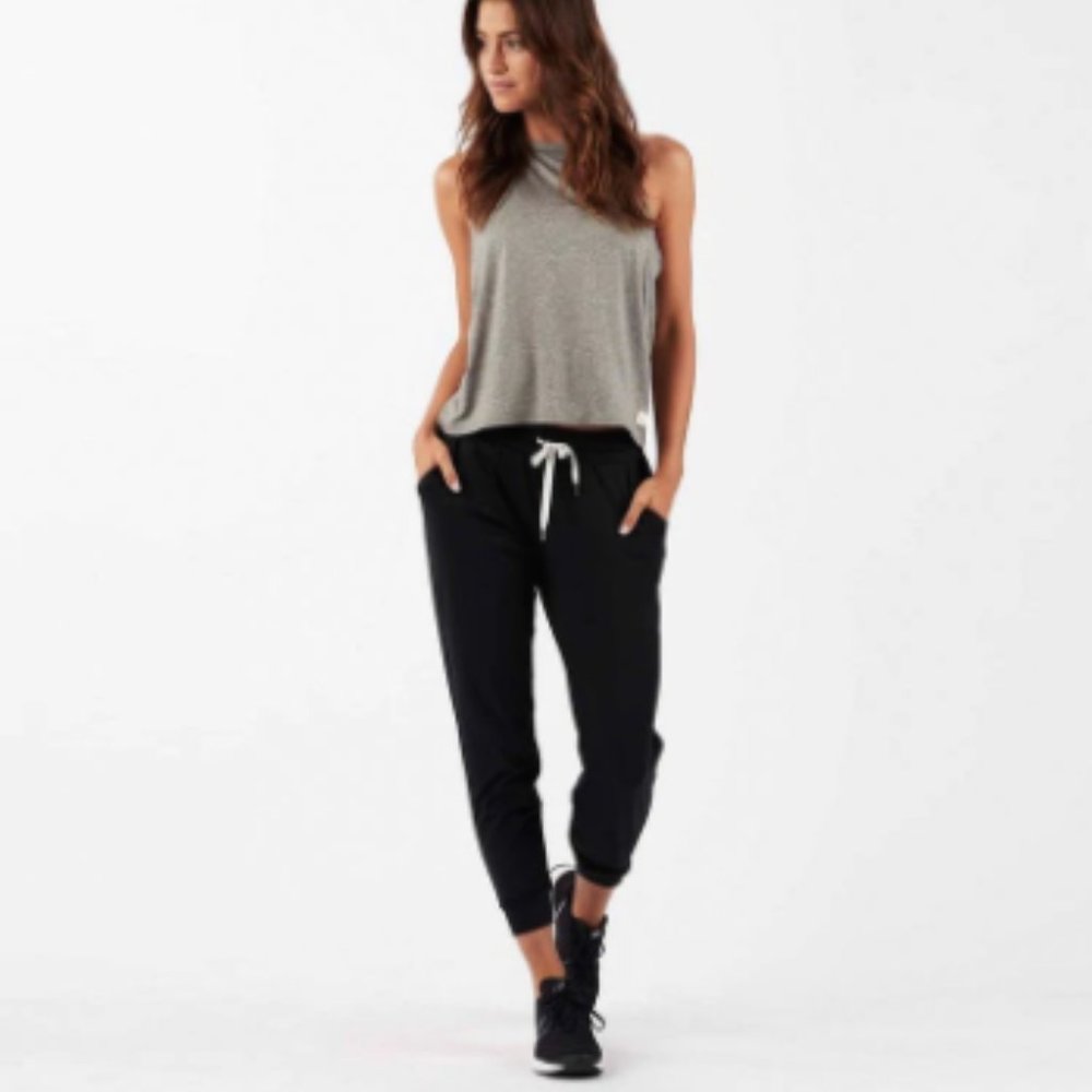 Vuori Women’s Sunday Performance Jogger Size Small
